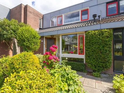 Tussenwoning te koop: Botter 65, Risdam-Zuid - Buurt 20 06 Hoorn