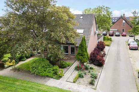 Corner house for sale: Botterweg 2, Oosterpark Harlingen