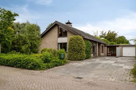 Detached house for sale: Boudewijndonk 8, Langdonk-Oost Roosendaal