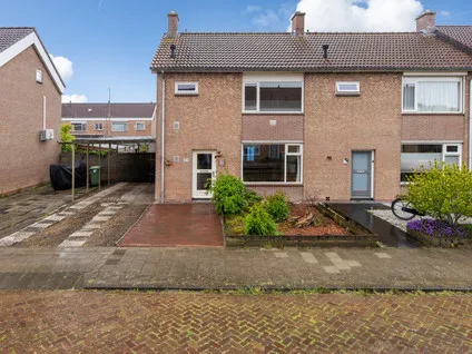 Hoekwoning te koop: Boudewijnstraat 72, Klundert Klundert