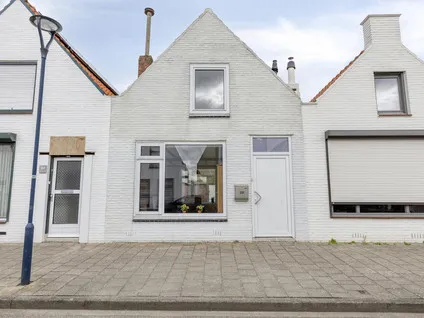 Tussenwoning te koop: Boulevard 100, Breskens