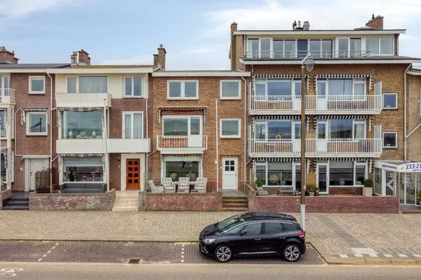 Tussenwoning te koop: Boulevard 49, De Noord Katwijk