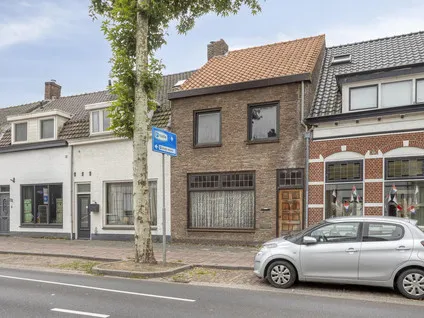 Terraced house for sale: Boutershemstraat 7, Vestinggronden-Zuid Bergen Op Zoom