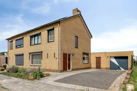 Semi-detached for sale: Bouwbergstraat 3A, Oeloven Brunssum