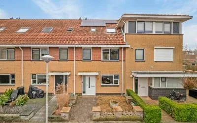 Tussenwoning te koop: Bouwlust 82, Rhoon