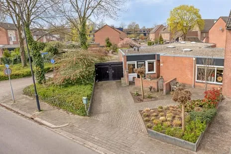 Tussenwoning te koop: Bouwmeestershoeve 112, Matenhoeve Apeldoorn