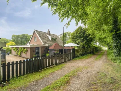 Detached house for sale: Bovendwarsweg 81A, Verspreide huizen Oldebroekse Heide Oldebroek