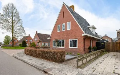 Vrijstaande woning te koop: Boveneind 57, Leek