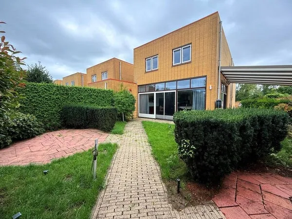 Woning te huur: Bovenkerkerweg, Amstelveen