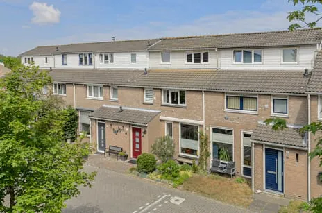 Tussenwoning te koop: Bovenmoeren 8, Kievitsloop Breda