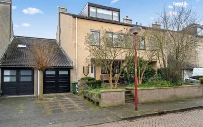Tussenwoning te koop: Bovenmonde 20, Lekboulevard Nieuwegein
