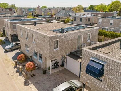 Tussenwoning te koop: Boxbergenweg 4, Maaswijk-Zuidoost Spijkenisse