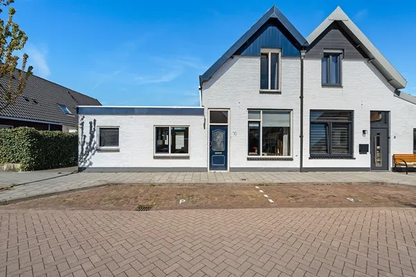 Tussenwoning te koop: Boëtiusstraat 10, Achter de Pijp Leerdam