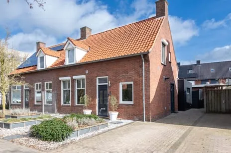 Twee-onder-één-kap te koop: Braakven 25, Berlicum Berlicum