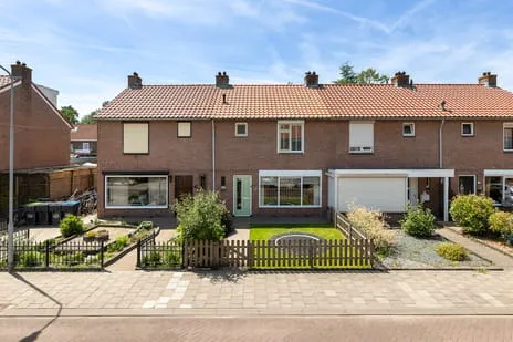 Tussenwoning te koop: Braakvoortweg 15, ’t Harde Centrum 'T Harde