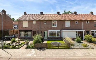 Terraced house for sale: Braakvoortweg 15, ’t Harde Centrum 'T Harde