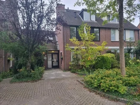 Tussenwoning te huur: Braamhorst 8, Horstenbuurt-Noord Alphen Aan Den Rijn