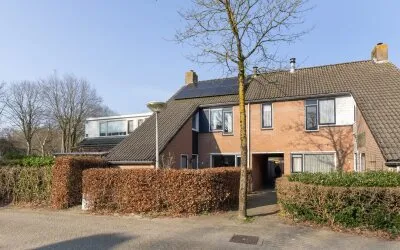 Hoekwoning te koop: Braamsluiper 5, Maartensdijk Kern Maartensdijk