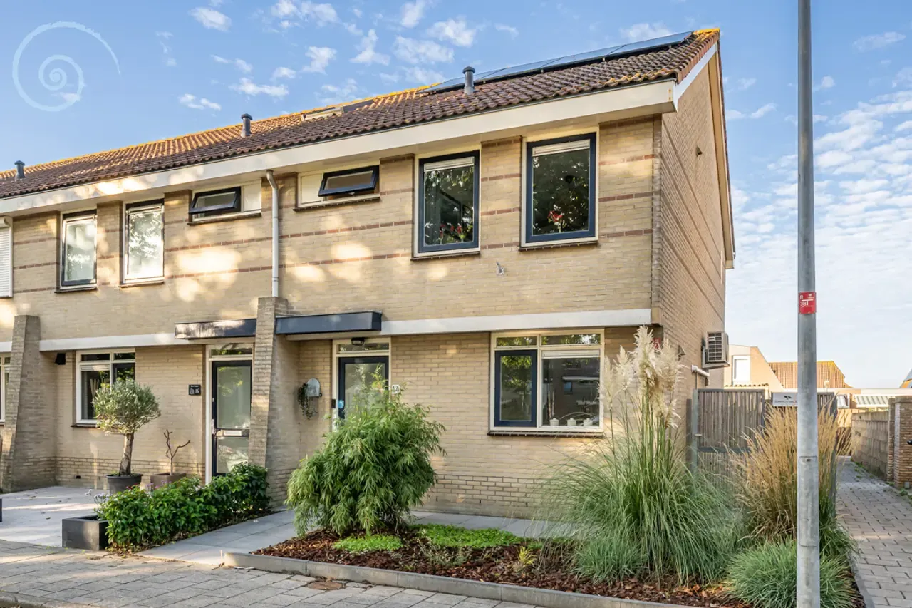 Hoekwoning te koop: Braamstove 14, Ouddorp