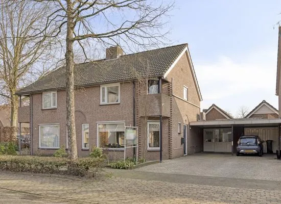 Tussenwoning te koop: Braamstraat 5, Weijen West Nistelrode