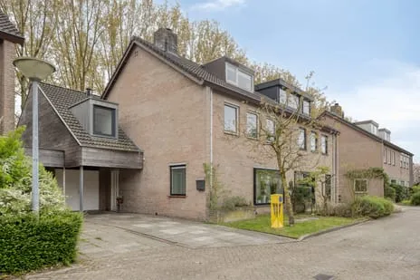 Tussenwoning te koop: Brabis 23, 't Hofke Eindhoven