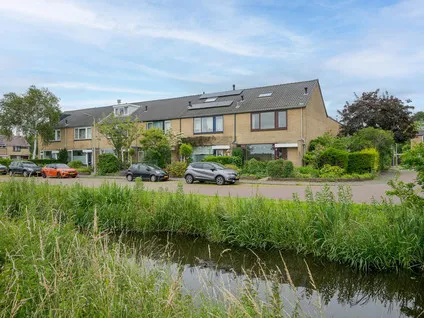 Hoekwoning te koop: Brahmslaan 20, Adegeest Voorschoten