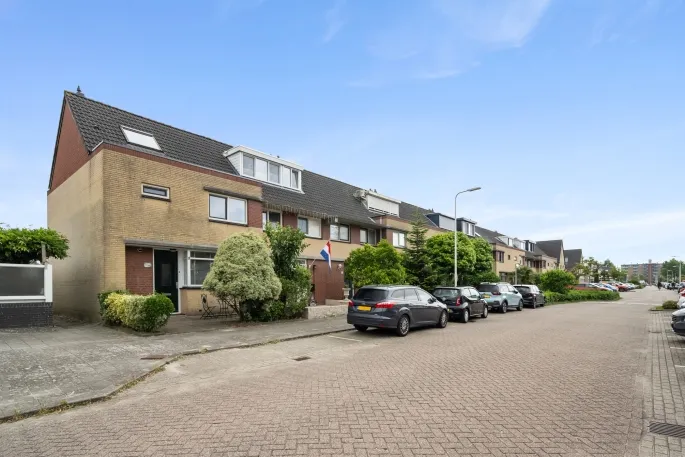 Hoekwoning te koop: Brahmsstraat 102, Bizetbuurt Capelle Aan Den Ijssel