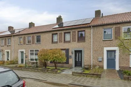 Tussenwoning te koop: Braillestraat 3, Bikkelkamp Grave