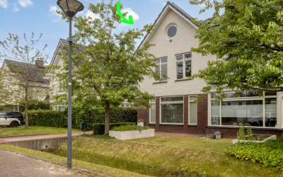 Twee-onder-één-kap te koop: Brakesteinlaan 8, Landerije Roosendaal