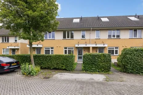 Tussenwoning te koop: Braksân 154, Zuiderburen Leeuwarden