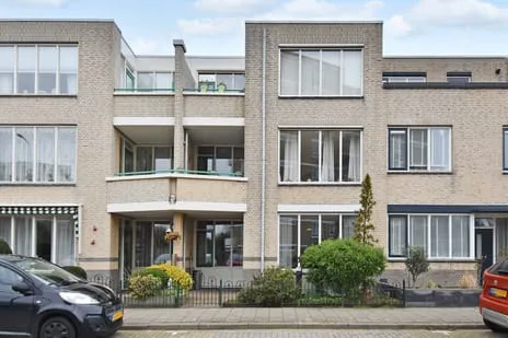 Appartement te koop: Bram Frosstraat 10, Kom Loosduinen 'S-Gravenhage