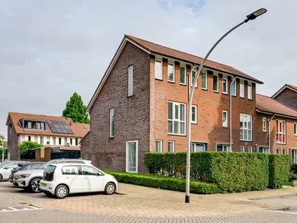 Hoekwoning te koop: Bramengaarde 184, Volgerlanden-West Hendrik-Ido-Ambacht