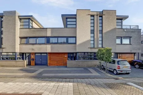 Tussenwoning te koop: Branco 19, Amazone en omgeving Dordrecht