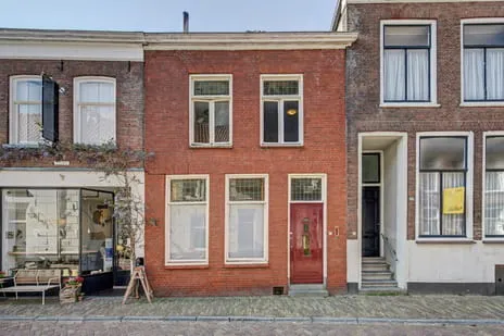 Tussenwoning te koop: Brandestraat 26, Geertruidenberg-Kom Geertruidenberg