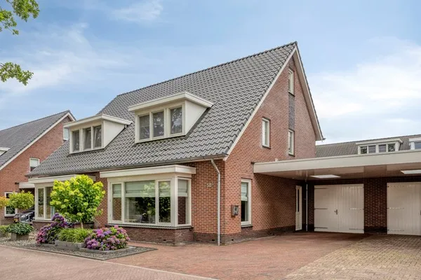 Tussenwoning te koop: Brandlichterweg 50B, 't Pierik Denekamp