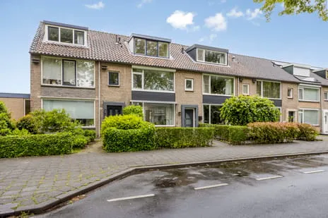 Tussenwoning te koop: Brasschaatstraat 33, Biesdonk Breda