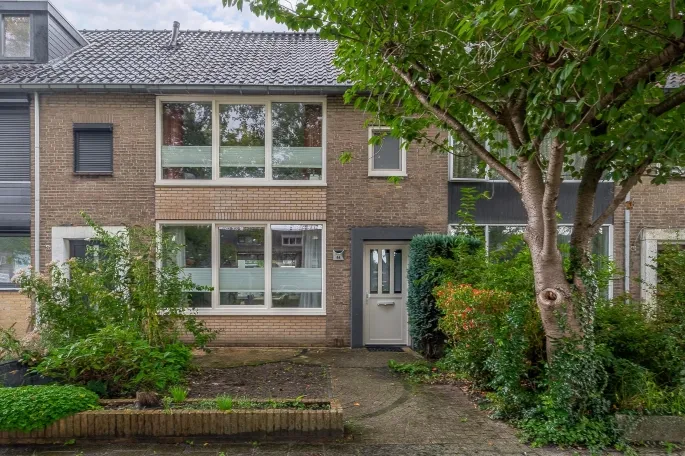 Hoekwoning te koop: Brasschaatstraat 44, Breda