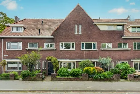 Tussenwoning te koop: Bredalaan 81, Het Ven Eindhoven