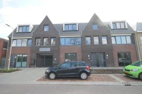 Appartement te huur: Bredaseweg 30D, Spoorstraat-Van Coothlaan Roosendaal