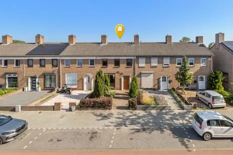 Tussenwoning te koop: Bredaseweg 99, Kalsdonk Roosendaal