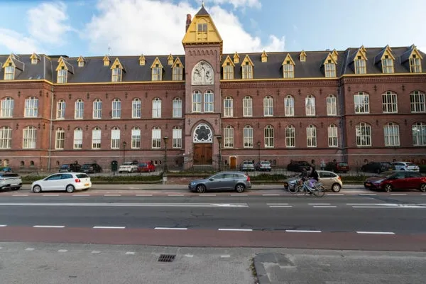 Woning te huur: Bredaseweg, Sint Anna Noord Tilburg