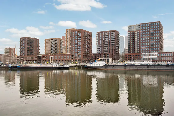 Appartement te huur: Brede Hilledijk 200, Rotterdam
