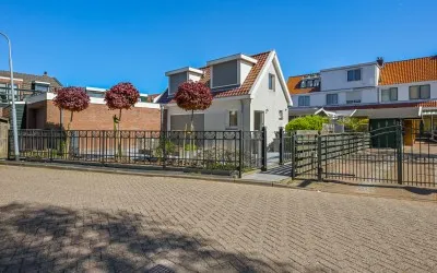 Tussenwoning te koop: Bredenhofstraat 1C, Oud Zaandijk Zaandijk