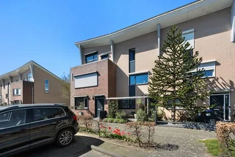 Tussenwoning te koop: Brederodestraat 16, Eilandenbuurt Bergschenhoek