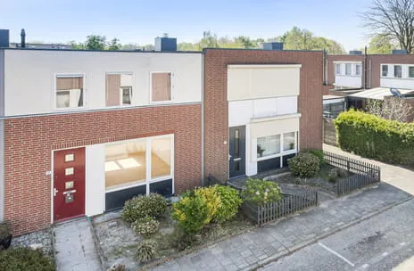 Tussenwoning te koop: Brederostraat 17, Schrijversbuurt Oosterhout (Nb)