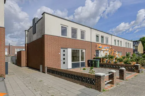 Hoekwoning te koop: Brederostraat 8, Schrijversbuurt Oosterhout (Nb)