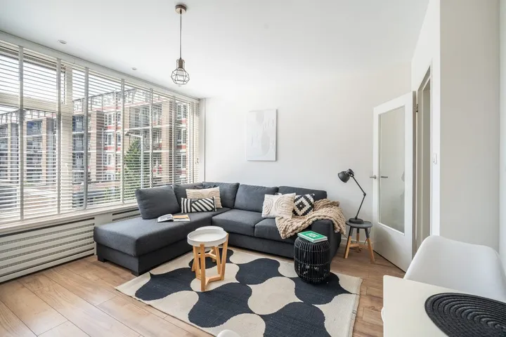 Studio te koop: Bredestraat 37B, Stadsdriehoek Rotterdam