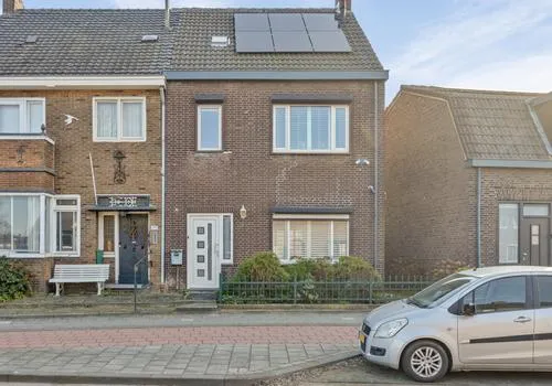Twee-onder-één-kap te koop: Bredeweg 377, Roermondse Veld Roermond