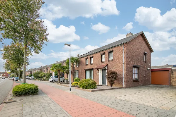 Koopwoning: Bredeweg 402 in Roermond - €319.000 - 140m²