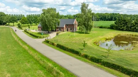 Vrijstaande woning te koop: Breedenbroekseweg 8B, Verspreide huizen Breedenbroek Voorst (Gem. Oude Ijsselstreek)